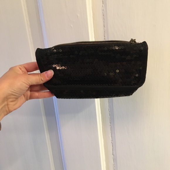 Gap sequin Clutch or accessory bag - Picture 5 of 5